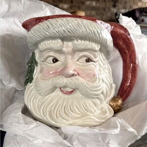 Omnibus Santa Claus Holiday Pitcher 2qt